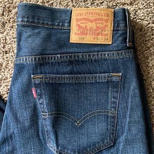 569 Men’s Levi Jeans